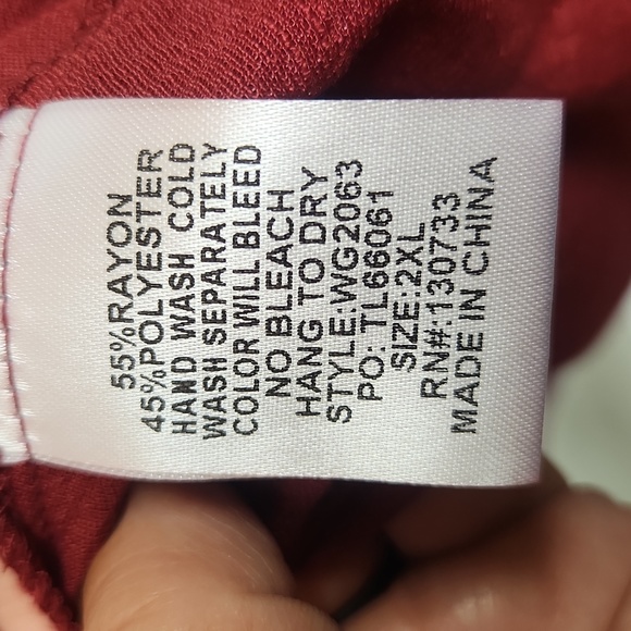 Umgee layered top 2XL cranberry red EUC tub 10 - Picture 7 of 7